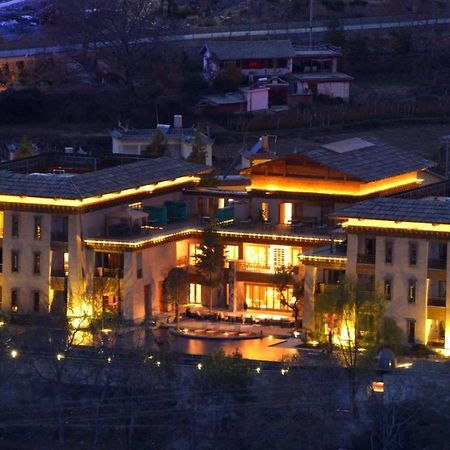 Отель Lux* Tea Horse Road Benzilan Экстерьер фото